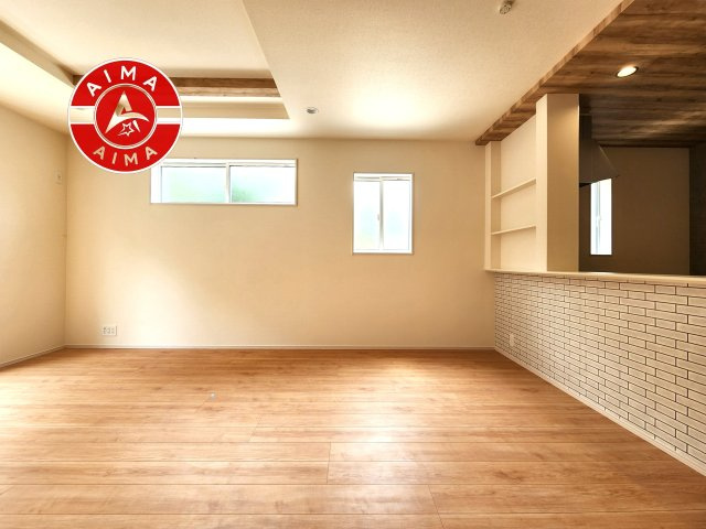 福岡市早良区内野6丁目第1-1棟（1号棟）の居間・リビング|多くの時間を過すことになるリビングだからこそ、いつも穏やかな空間・解放感が味わえ毎日が充実します。
