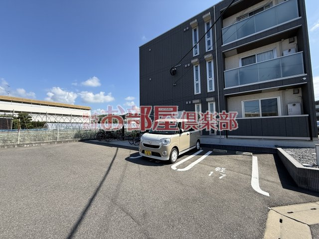D-roomT.MⅡの駐車場|カースペースがあります