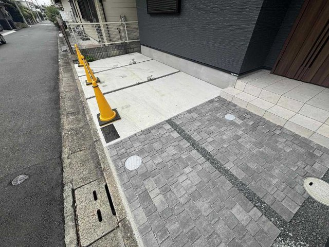 西二見新築戸建の駐車場
