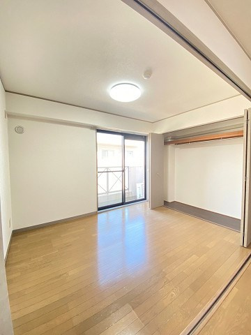 リーストラクチャー西宮北口の寝室