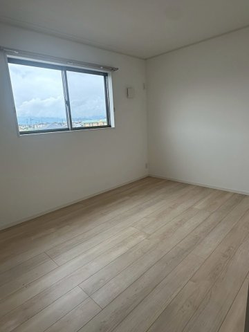 岩出市曽屋の洋室