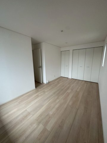 岩出市曽屋の洋室