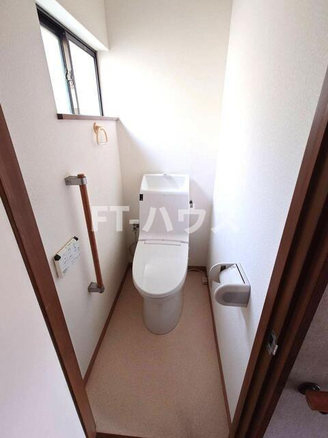 東船橋４丁目戸建のトイレ