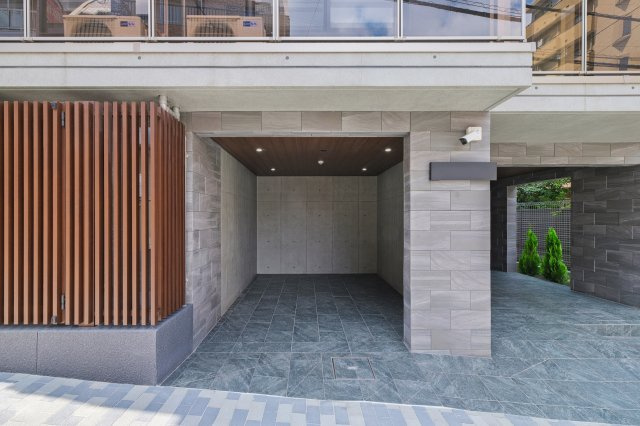 フォセット池田山のエントランス
