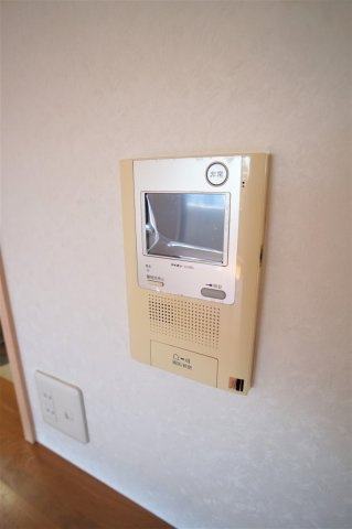 クイーンズ・パレス２のセキュリティ|※別のお部屋の写真です