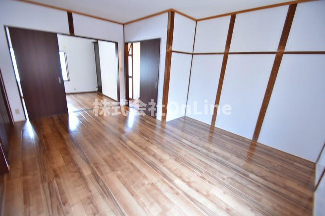 【寝室】