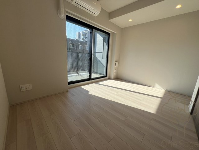 シーズンフラッツ新大阪の居間・リビング