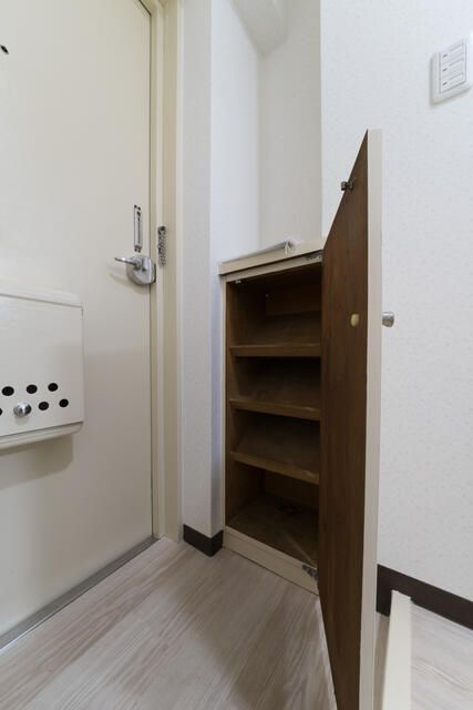 センチュリー野方の玄関