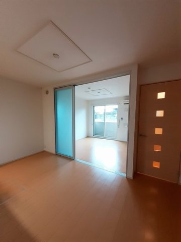 プメハナの居間・リビング|居間です
