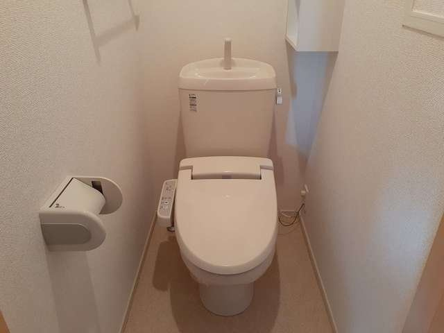 ファインブリーゼＡ・Ｉ　Ａのトイレ|落ち着いた色調のトイレです