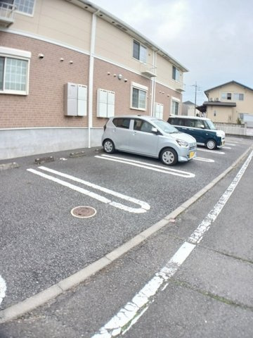 アンジュの駐車場|駐車場完備です