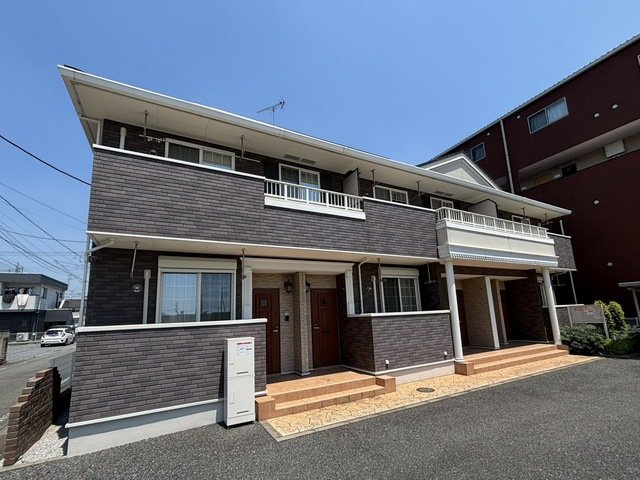 レガーロの外観|きれいな外観です