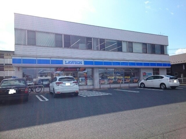 プレイティング　Ⅱの周辺|ローソン上中居店まで300m