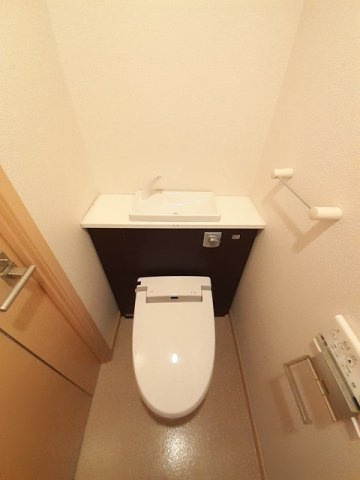 ｙ’ｓアビタシオンのトイレ|清潔感のあるトイレです