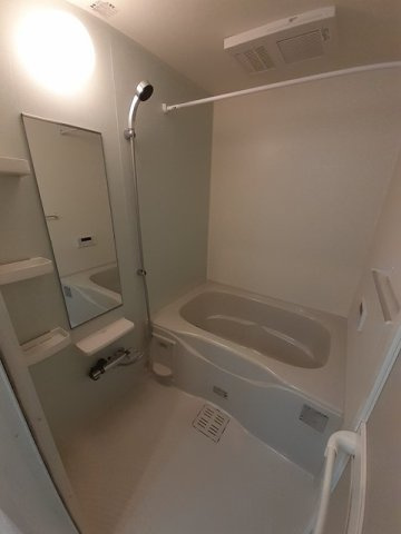 フォレスト　ヒルの浴室|落ち着いた空間のお風呂です