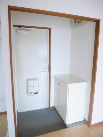 エルディム山口の玄関|落ち着いた玄関です