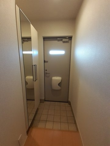 アリエッタⅠの玄関|きれいな玄関です
