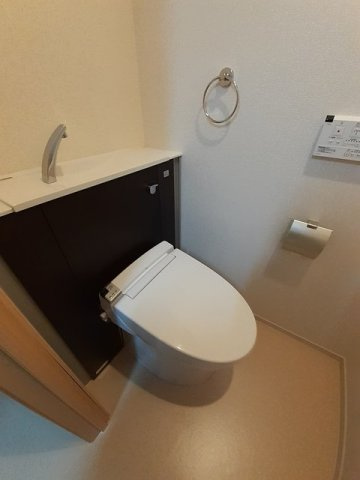 メゾン葵のトイレ|清潔感のあるトイレです