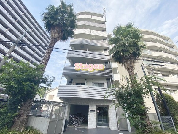 スパシエカステロ新都心の外観