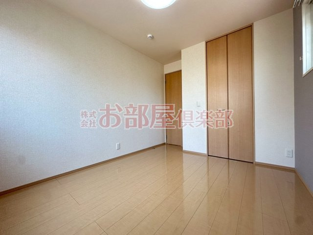 Sekuto A棟の寝室|落ち着いて過ごせるお部屋なので、寝室にいかがでしょうか