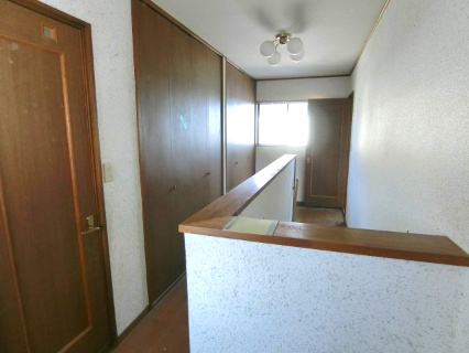 南アルプス市下今井の中古一戸建の洋室|2階西側12帖