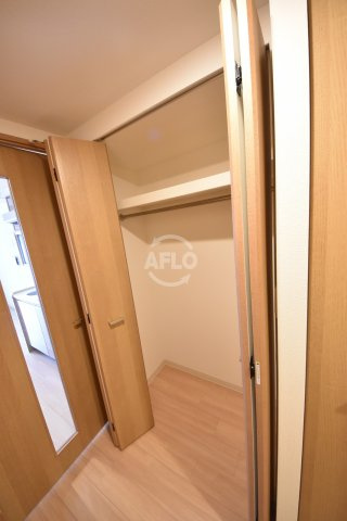 アクセリス大阪福島の収納|アクセリス大阪福島　クローゼット