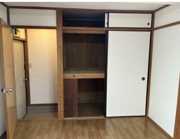 杉並区梅里１丁目のアパートの収納