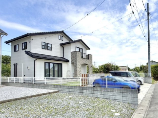 【中古戸建】佐波郡玉村町大字川井の外観|■外観｜閑静な住宅街で始める新しい暮らし♪開放的な毎日をあなたへ(^^♪