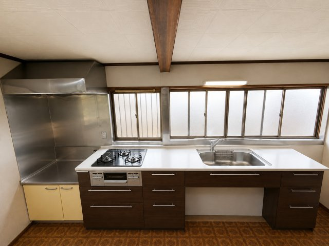 香取郡多古町多古　中古戸建のキッチン|別邸※画像の一部はAIを用いて加工・編集しています。実際の状況と異なる場合がありますので、ご了承下さい。