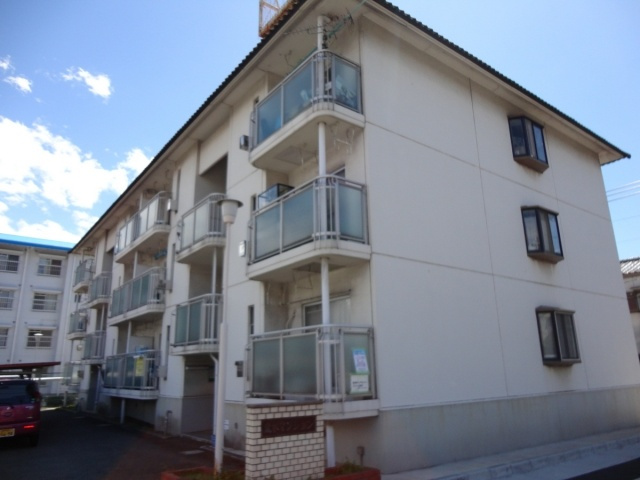 荒木マンションの外観