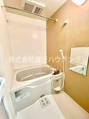 レシェンテ江坂の浴室