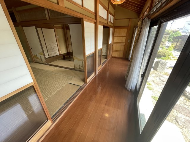 高島市今津町中沼2丁目中古戸建の内装