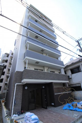 GRAND STEADY新梅田の外観