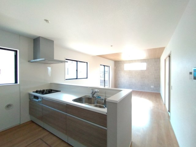 ひたちなか市大成町　3期のキッチン|同施工キッチン～開放感のある空間でお料理～