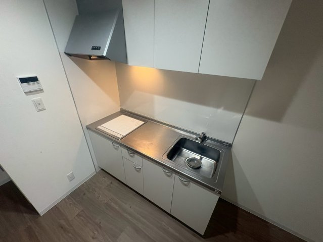 吹田市泉町４丁目のアパートのキッチン