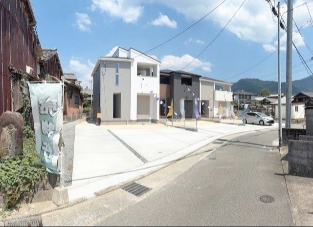 須恵町大字須恵第七　新築戸建【1～3号棟】の前面道路含む現地写真|前面道路の様子
