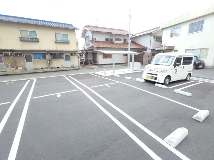 パステル木之庄の駐車場