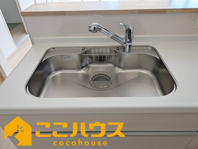 中城村北浜第4　新築戸建て　全5棟　1号棟のキッチン|【施工例】※同施工の別物件写真