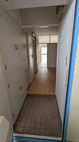  シティビル5　春住小学校区の玄関|シティビル5