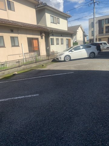 モアレフィナード　A棟の駐車場