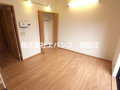 【居間・リビング】 | アプリコット・ヒル | ゆったり過ごせる居間です