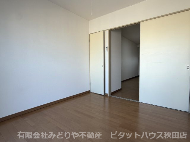 グレイス山王の洋室|洋室4.5帖(バルコニー側)