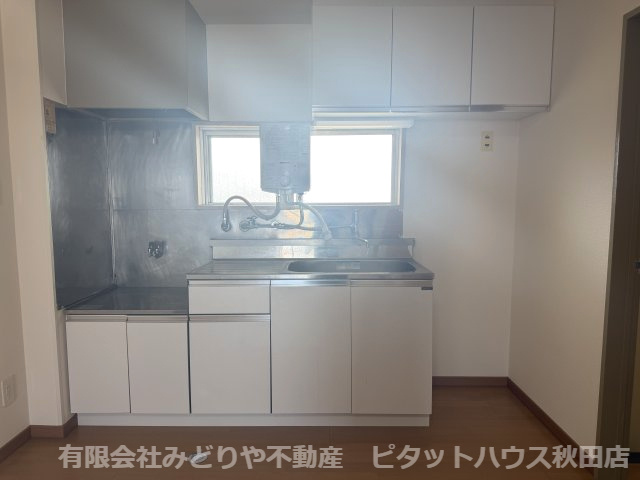 グレイス山王のキッチン|LDK10帖