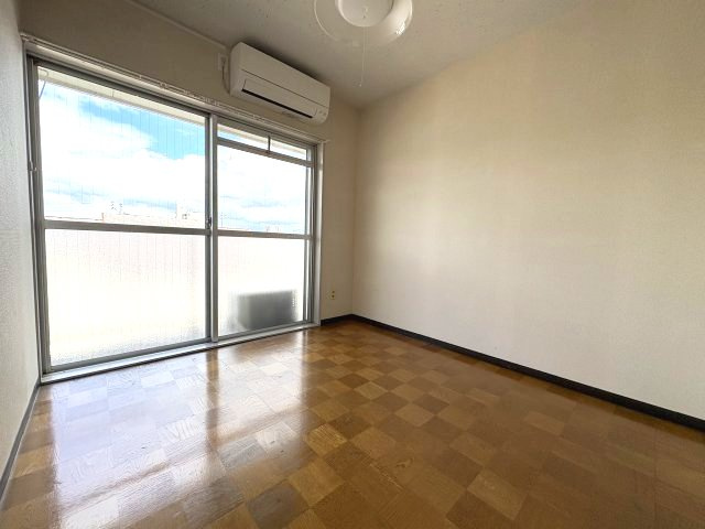 グレイス山王の洋室|洋室4.5帖※同じタイプの間取です。実際の色や建具は異なります。