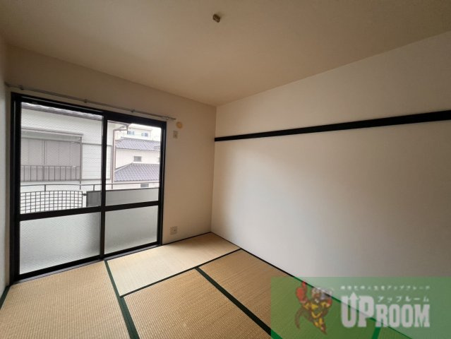 アーバン元郷 A棟の和室