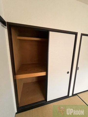 アーバン元郷 A棟の収納