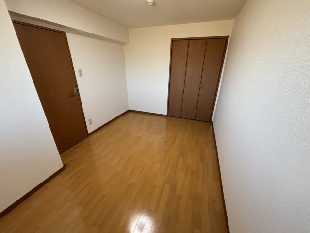 ユーミーなごみの洋室