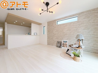 【居間・リビング】 | 島田市御仮屋町　新築戸建　全1棟 | 家族団らんのイメージは、リビングを思い浮かべませんか？リビングこそ広々としたお部屋が良いですね♪
