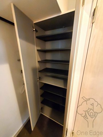ACT DOORS天六の玄関