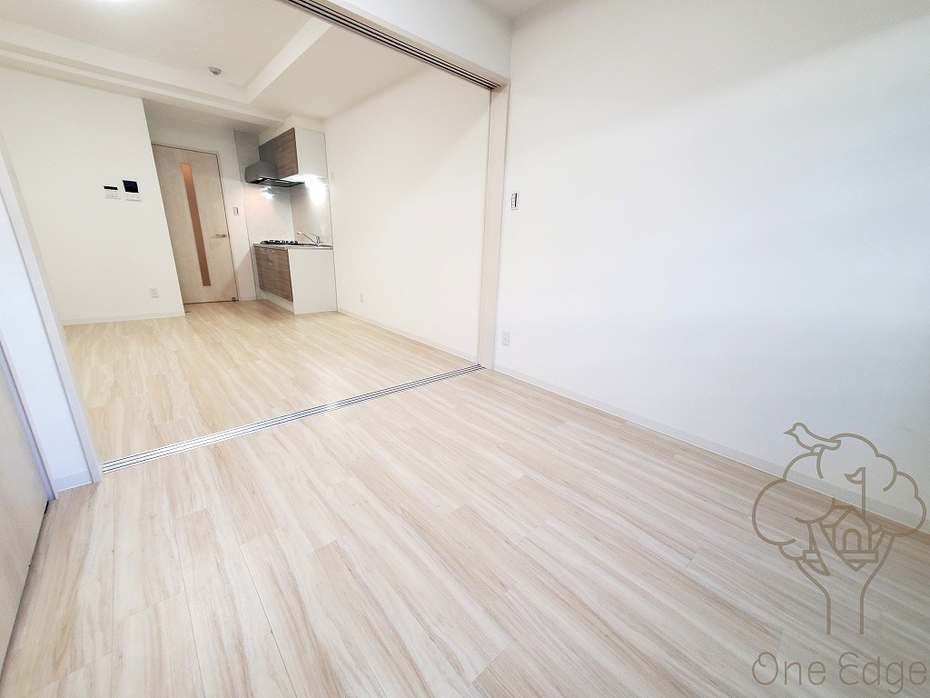 ACT DOORS天六の内装